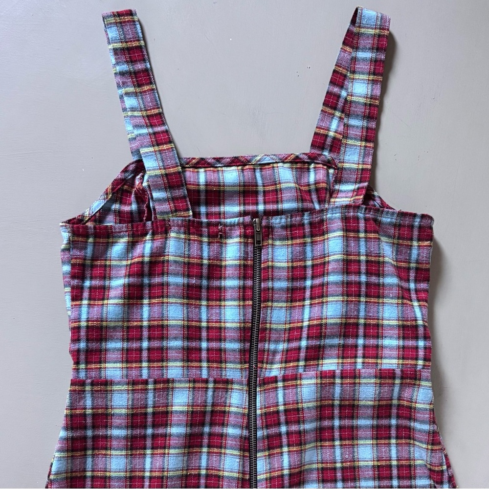 LIVE TO BE SPOILED Y2K Sleeveless Side Buckle Strap 90s Plaid Mini Jumper Dress - Picture 3 of 9